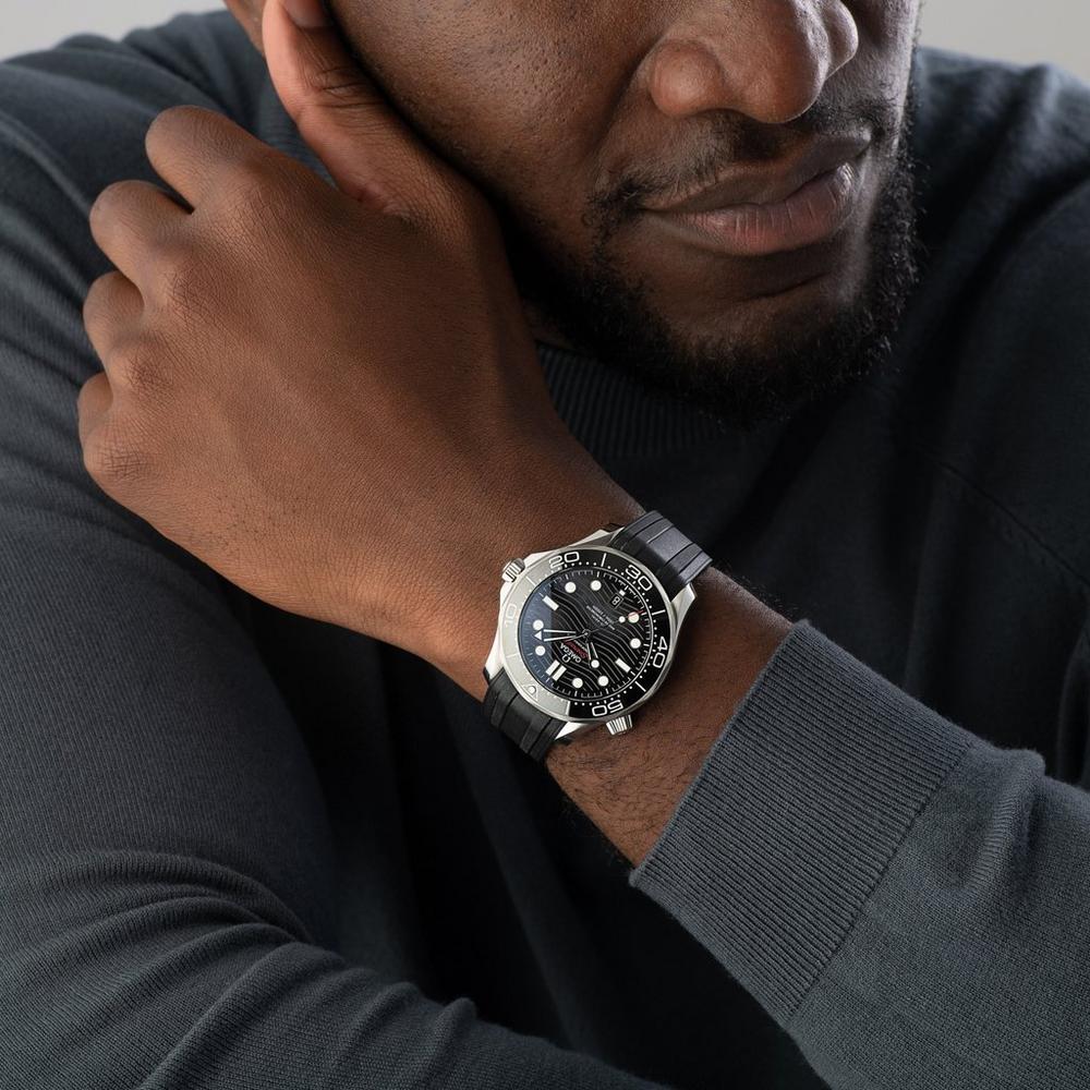 omega-c-master-chronometer-mirror-original