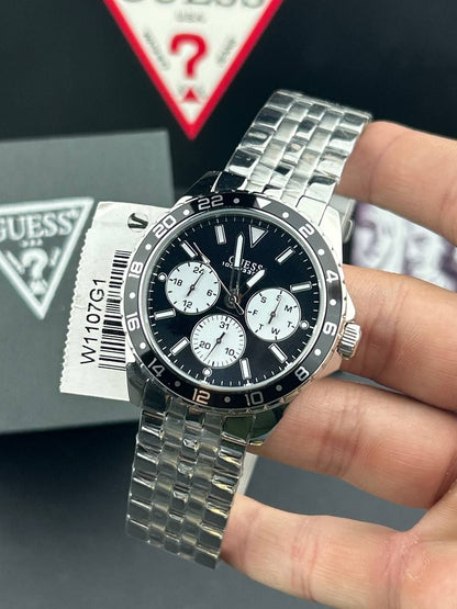 Guess  Watch For Men W1107G1