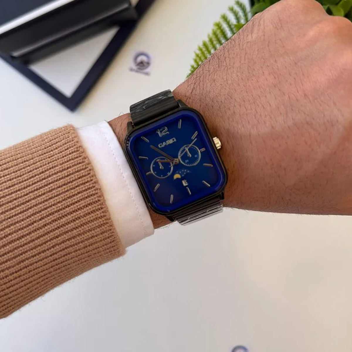 Casio sun moon square New Edition - Black Band