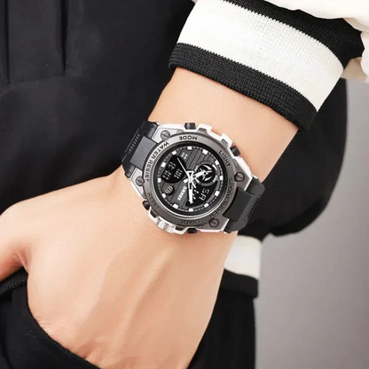 SKMEI 2360 ساعة رياضية تناظرية رقمية باللون الأسود