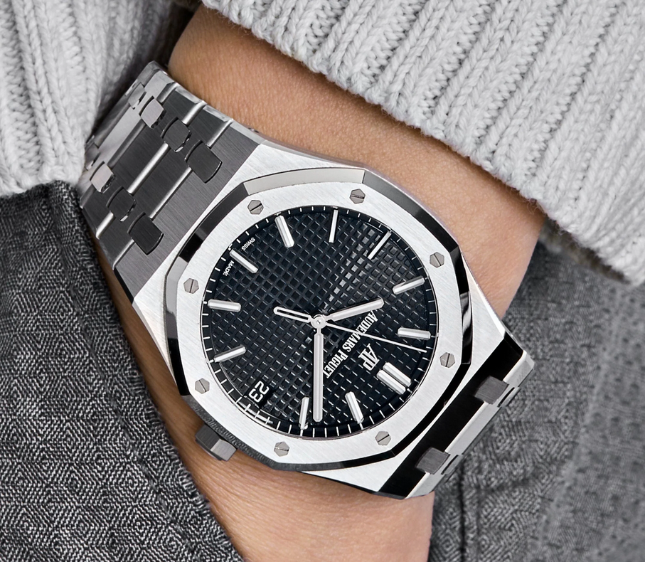 Audemars Piguet Royal Oak Stainless Steel - Black Dial