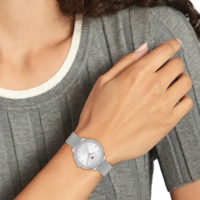 Tommy Hilfiger Women’s Watch – Model 1782698 | Classic Silver Stainless-Steel Elegance
