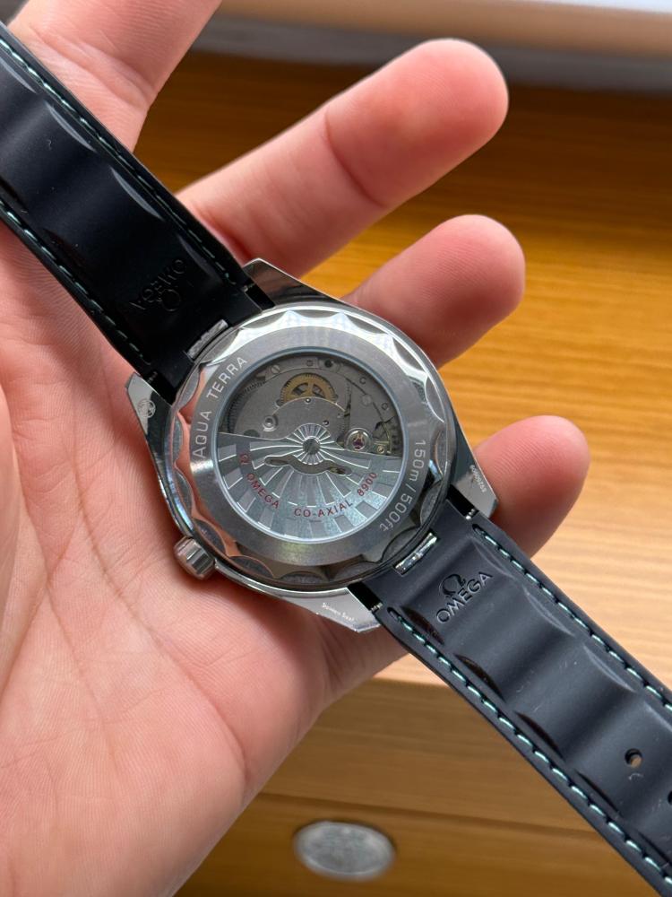 seamaster-aqua-terra-150m-steel-on-rubber-strap-automatic-size-42mm