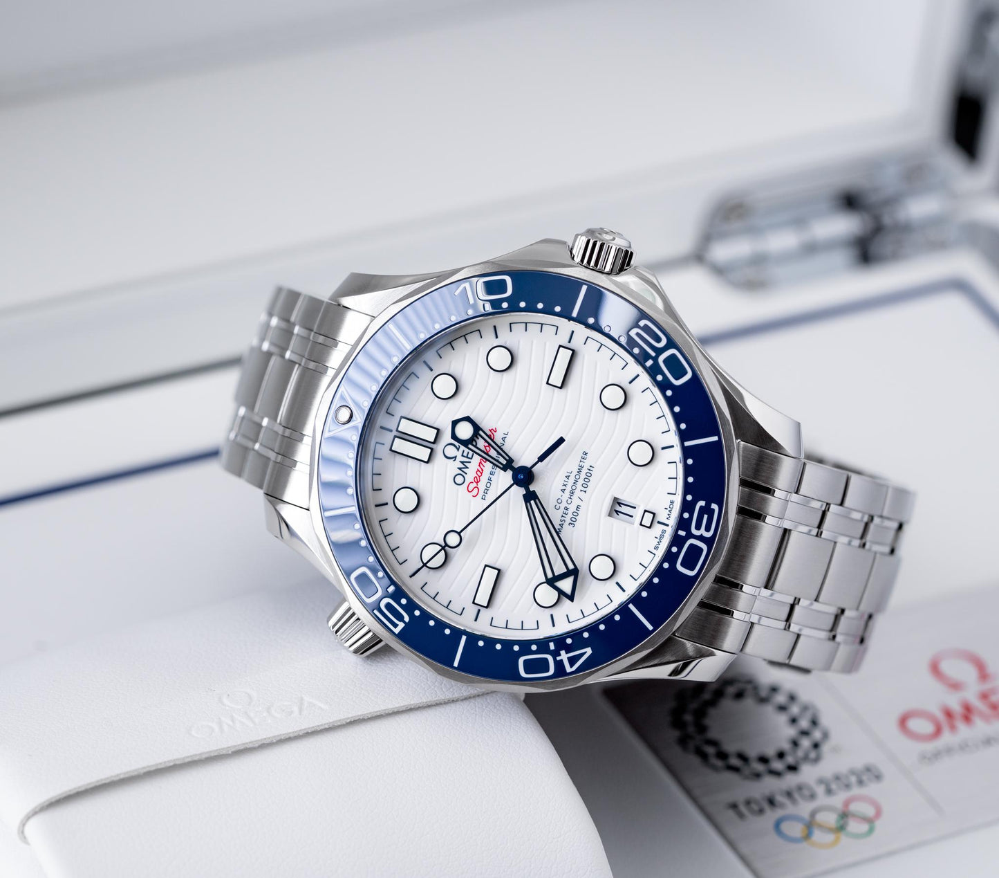 omega-americas-cup-seamaster-diver-300m-42-mm-steel-on-steel