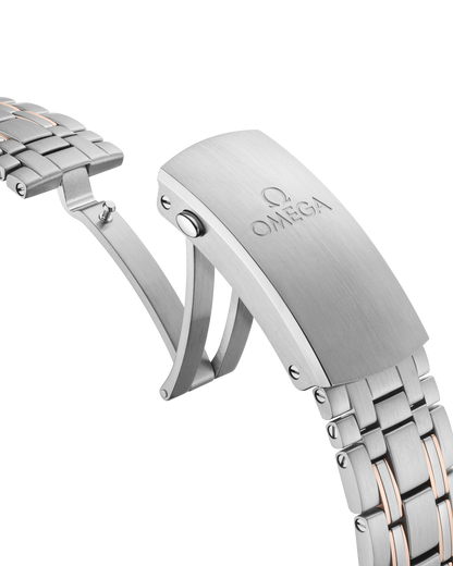 omega-seamaster-diver-300m-44-mm-steel-sedna-gold-on-steel-sedna-gold