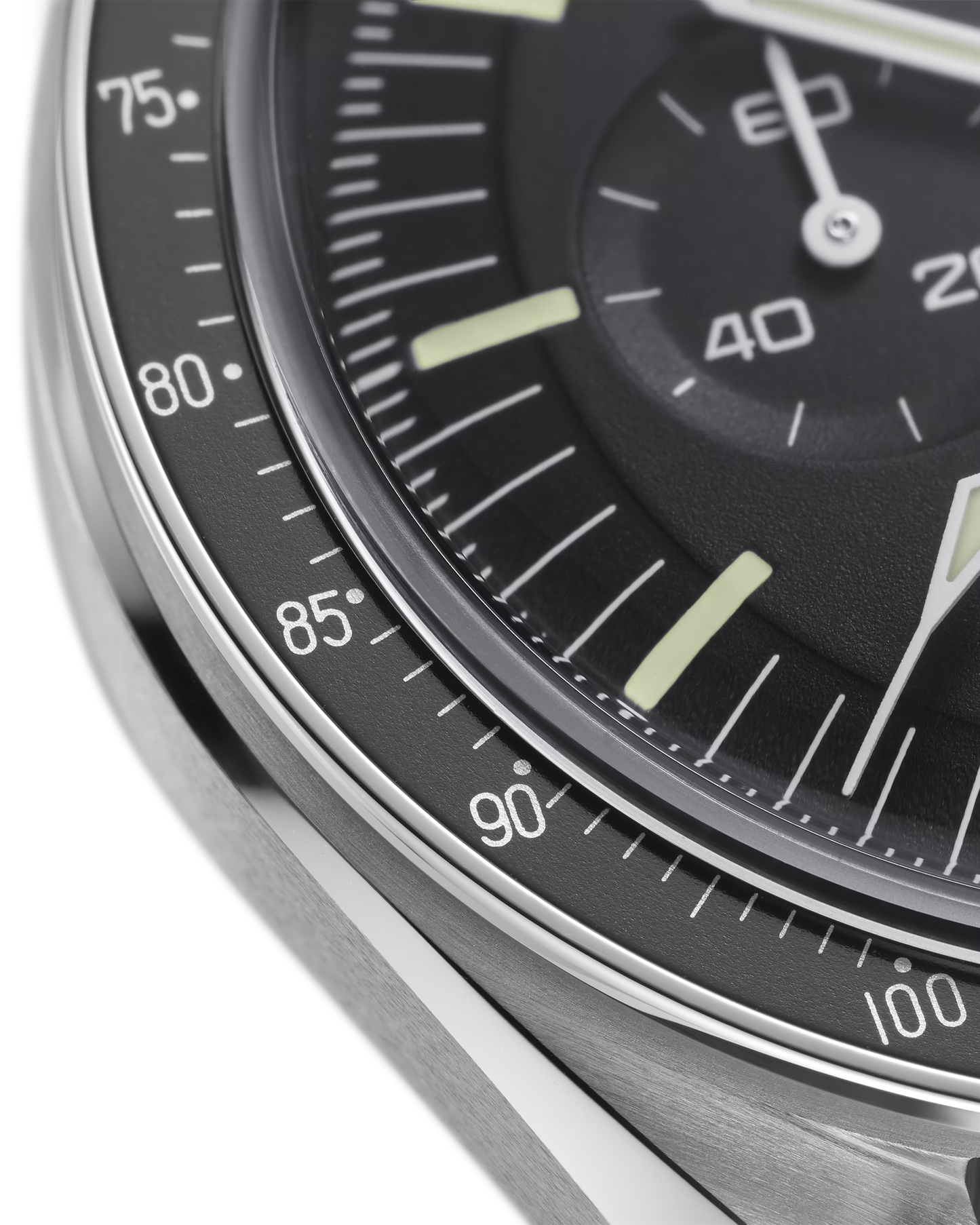 omega-speedmaster-moonwatch-professional-42-mm-steel-on-coated-nylon-fabric-strap