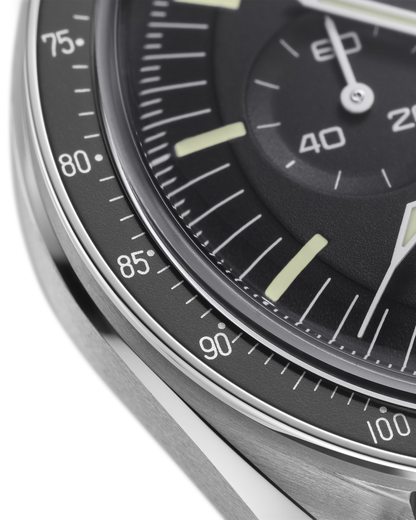 omega-speedmaster-moonwatch-professional-42-mm-steel-on-coated-nylon-fabric-strap