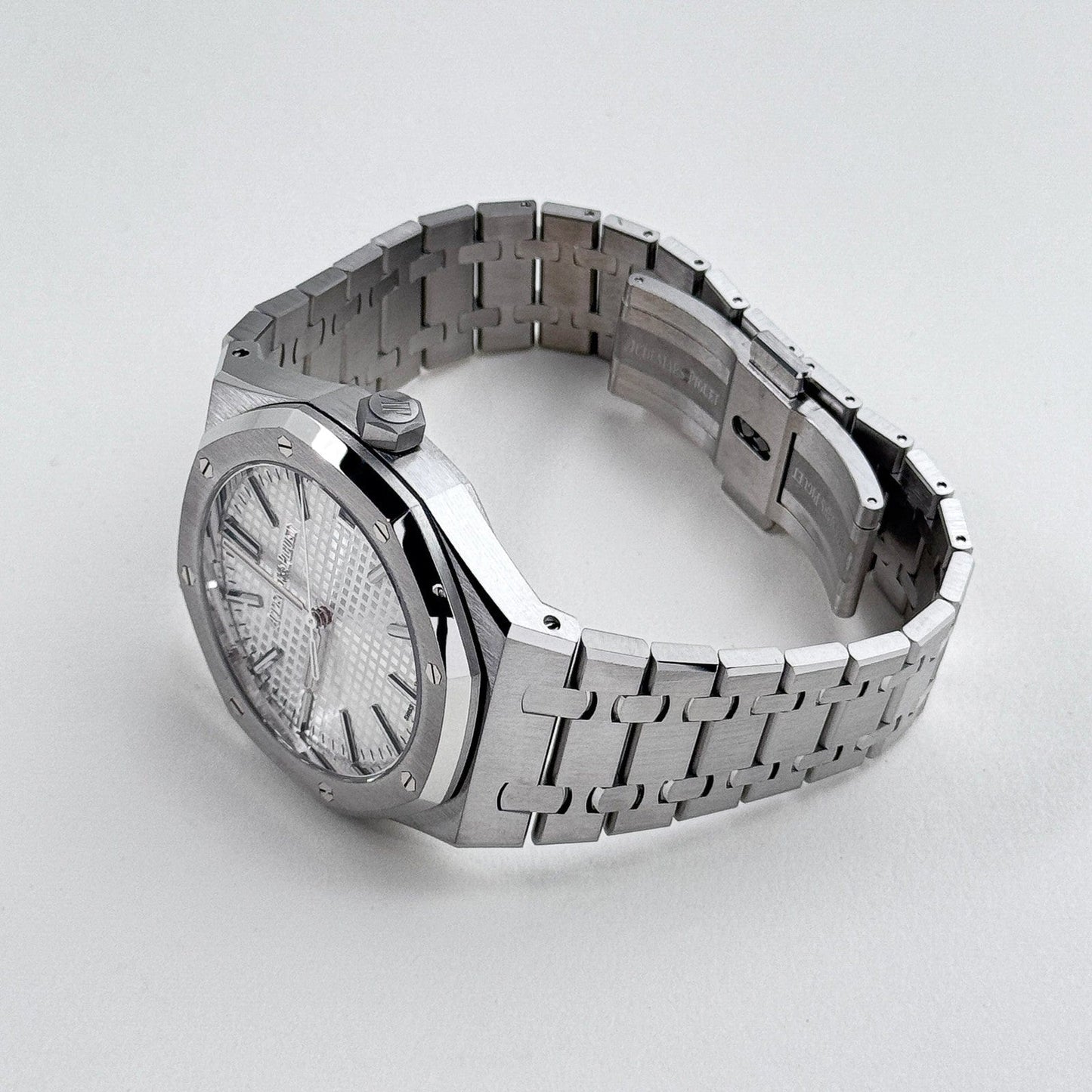 Audemars Piguet Royal Oak Stainless Steel - White Dial