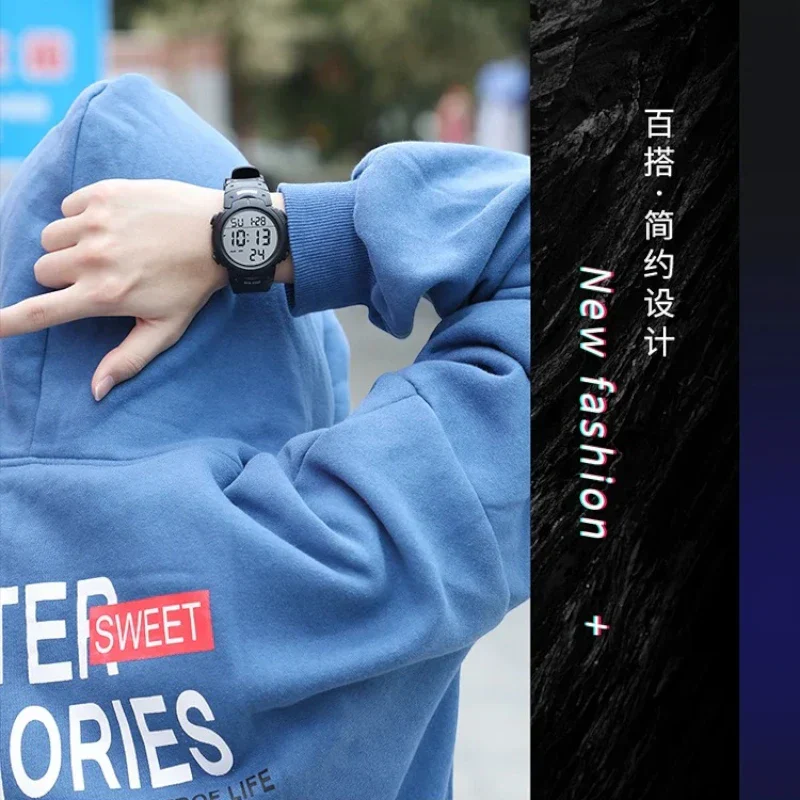 SKMEI 1068 ساعة يد رياضية رقميه اسود مع ازرق متعددة الوظائف مقاومة للماء للجنسين